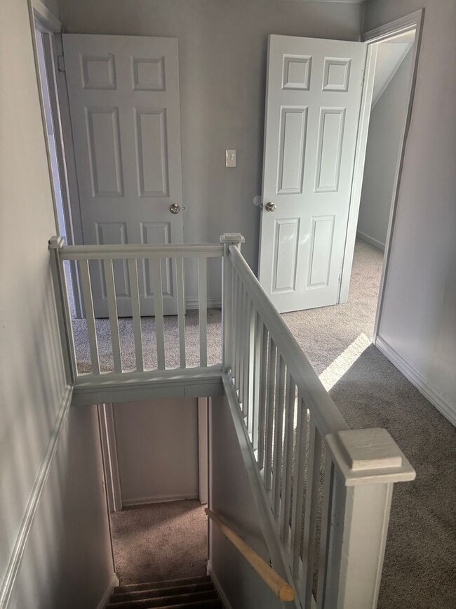 Building Photo - Updated Home In Detroit