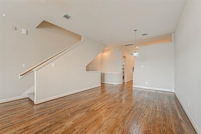 Building Photo - 2710 Hullsmith Dr