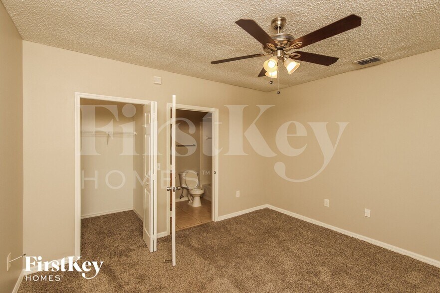 Building Photo - 150 Empress Ave