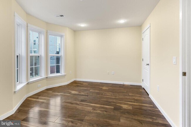 Building Photo - 134 S 46th St