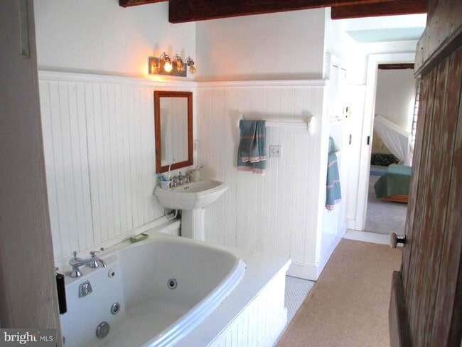 Building Photo - 8355 Broad Neck Rd