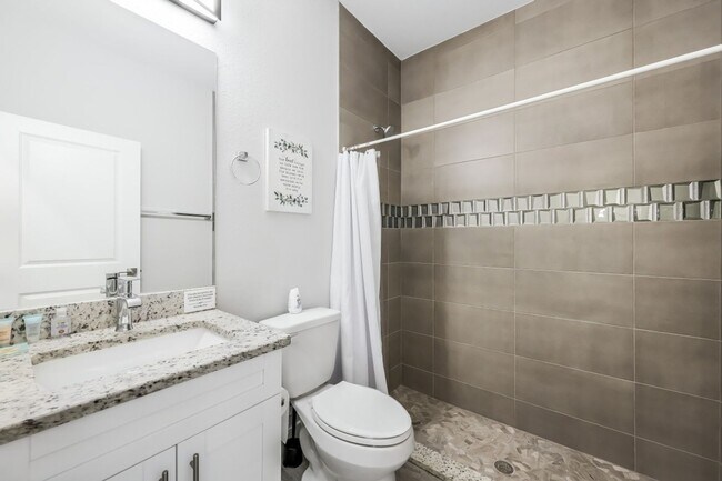 Building Photo - Charming 3BR House in Cape Coral