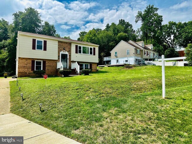 Building Photo - 505 Kerby Hill Rd