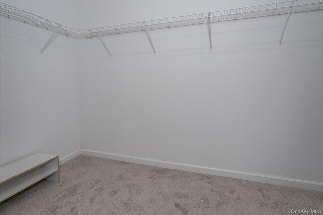 Building Photo - 423 Kings Hwy