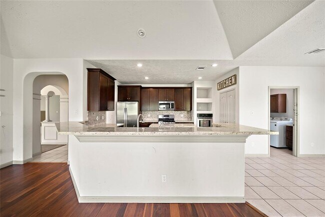 Building Photo - 14807 Swift River Ln