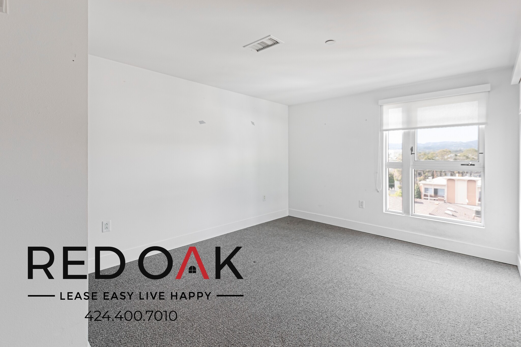 Building Photo - 1168 S Barrington Ave