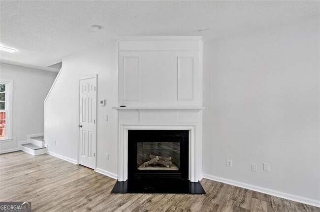 Building Photo - 1636 Heyford Cir
