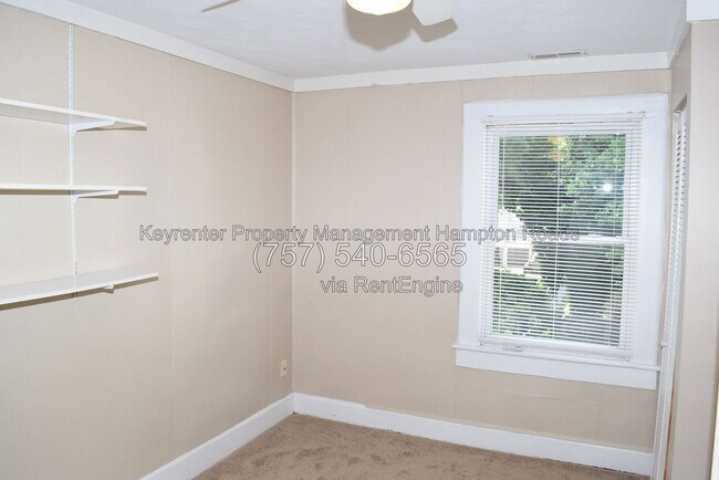 Building Photo - 857 W 41st St