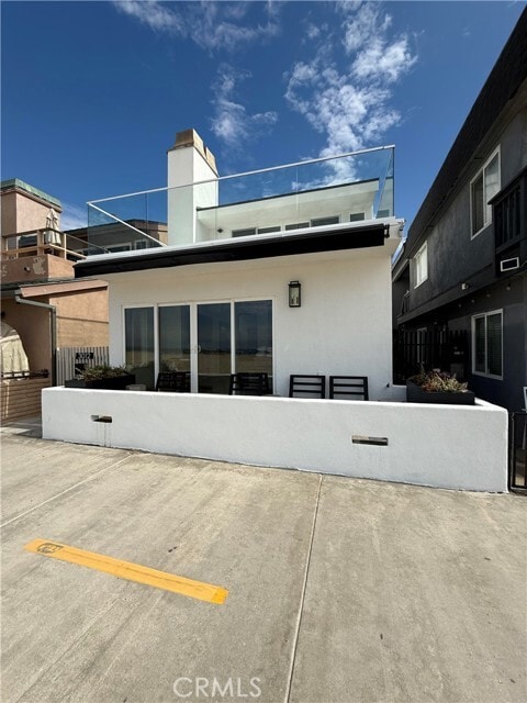 Building Photo - 3012 W Oceanfront