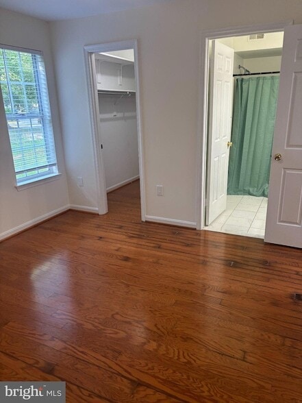 Building Photo - 5700 Olde Mill Ct