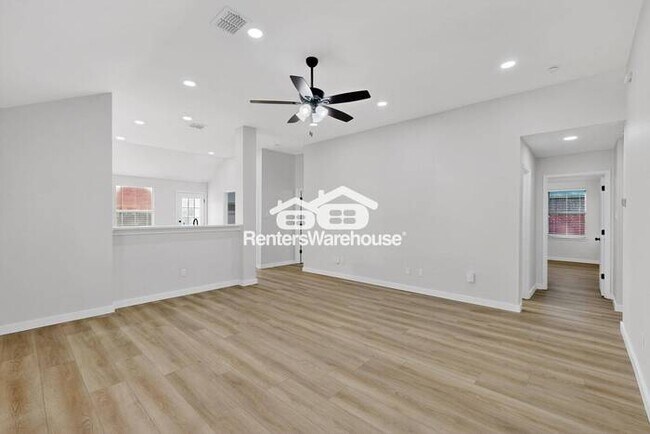 Building Photo - Completely Refreshed Forney Home MOVE IN R...