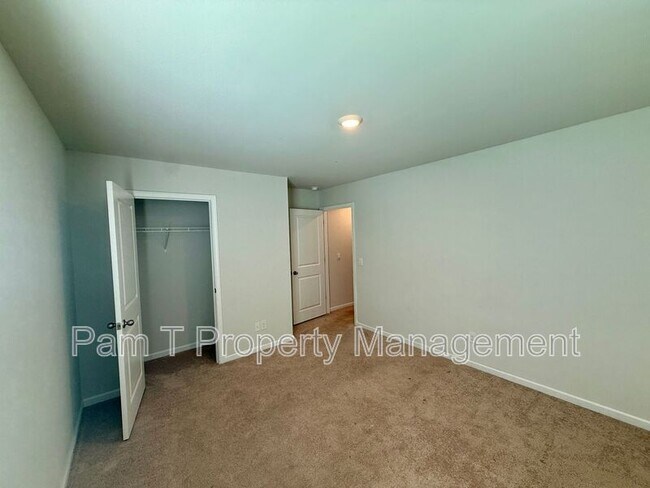 Building Photo - 512 Turpentine Trl