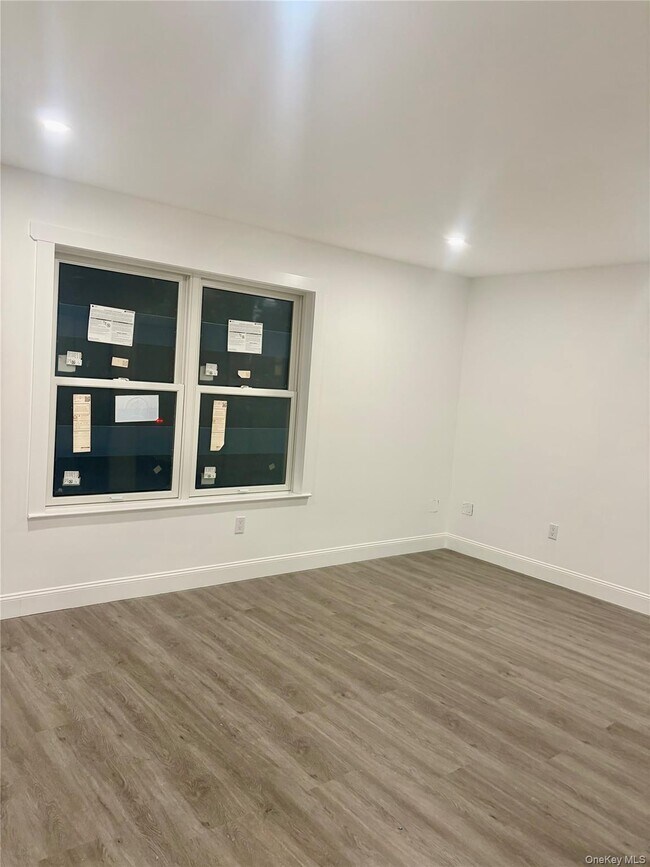 Building Photo - 15 Potomac St