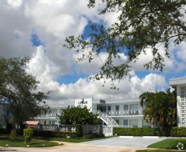 Building Photo - 3501 Tyler St Hollywood, FL 33021