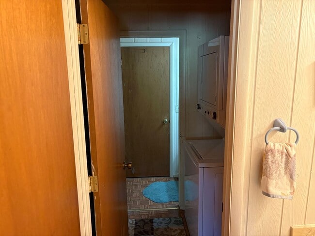 Building Photo - 1496 Apple Valley Dr