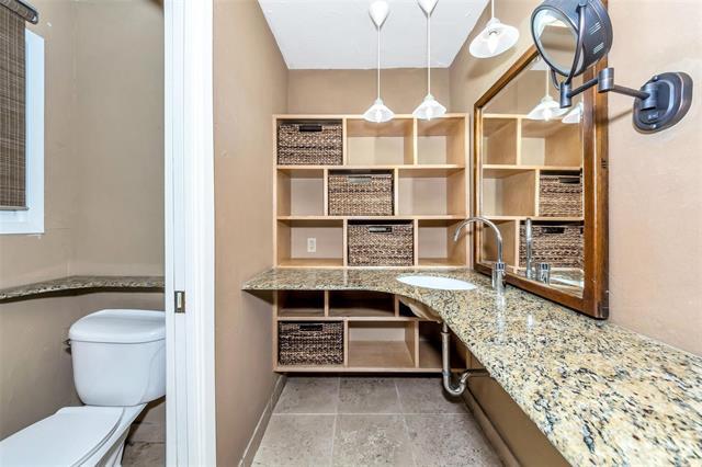 Building Photo - 26 Bounty Rd E