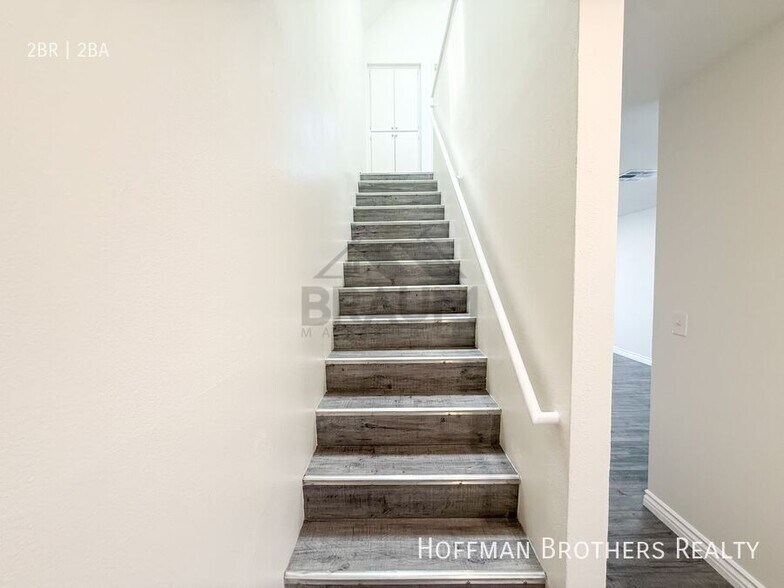 Building Photo - 14257 Friar St