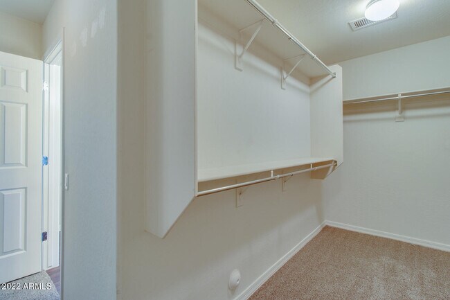 Building Photo - 15932 N 22nd Ln