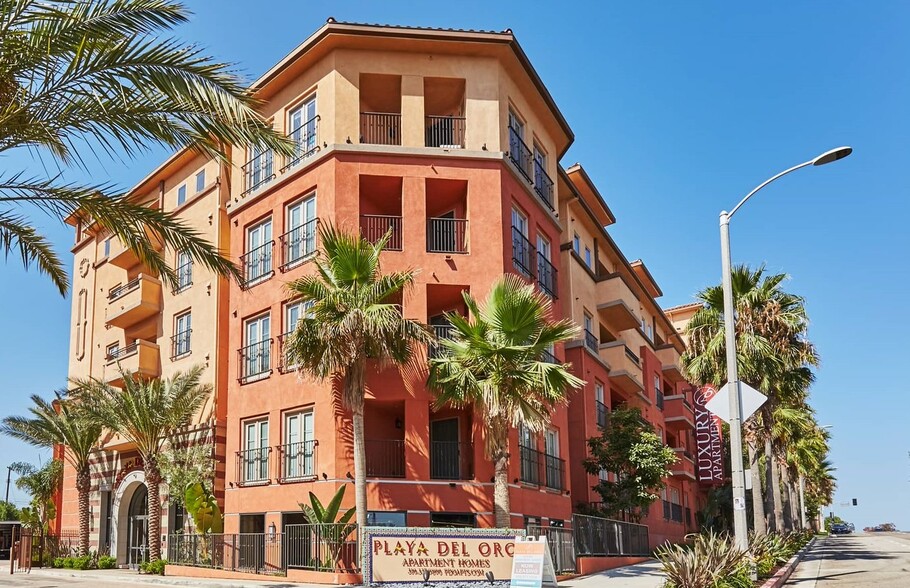 Primary Photo - Playa Del Oro