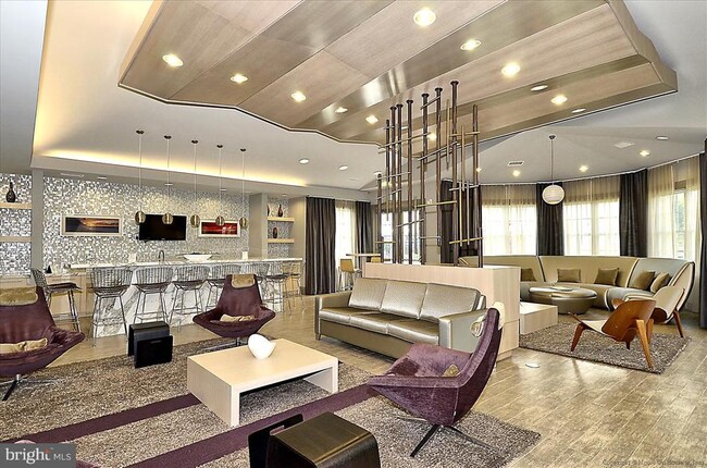 Building Photo - 7258 Mockingbird Cir