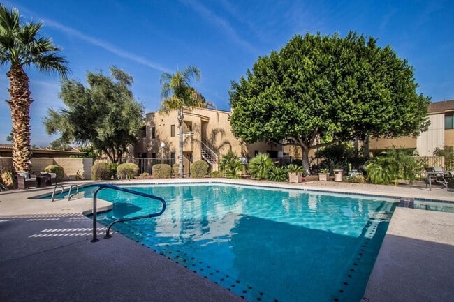 Building Photo - 7950 E Starlight Way