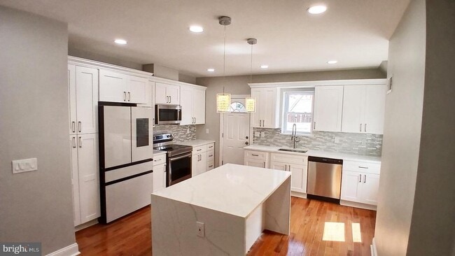 Building Photo - 1643 N 56th St