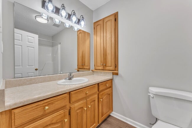 Building Photo - 3BR / 2BA Off-Grid Luxury Living with Large Fenced Lot and Solar Power $2297/mo rent