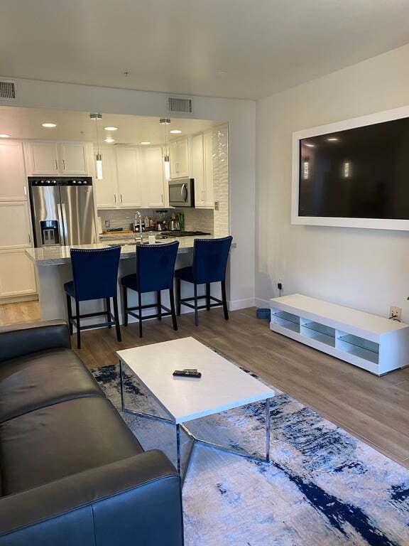 Building Photo - 5450 E Deer Valley Dr