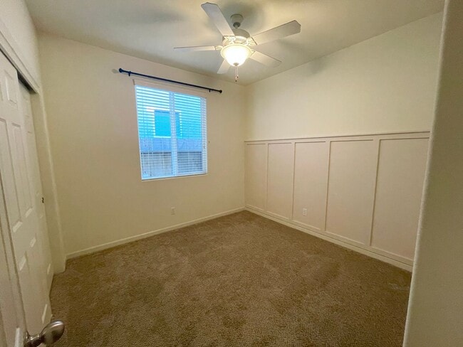 Building Photo - $2,195 Ashlan & Leonard 3 bed Home, Clovis...