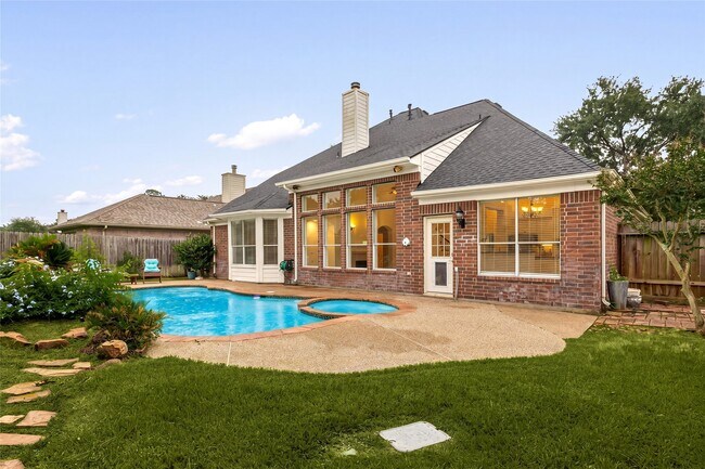 Building Photo - 23218 Colony Green Dr