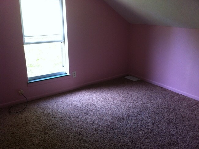 Building Photo - Gorgeous single family 3bed/1bath home near downtown Lafayette