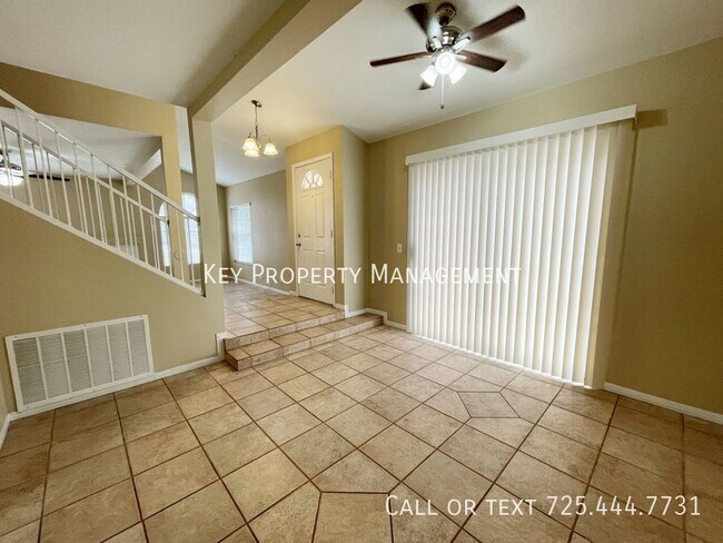 Building Photo - 3 BEDROOM 3 BATH TOWNHOME IN HENDERSON NEA...