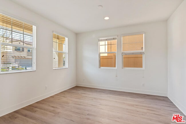 Building Photo - 11611 Cantara Dr