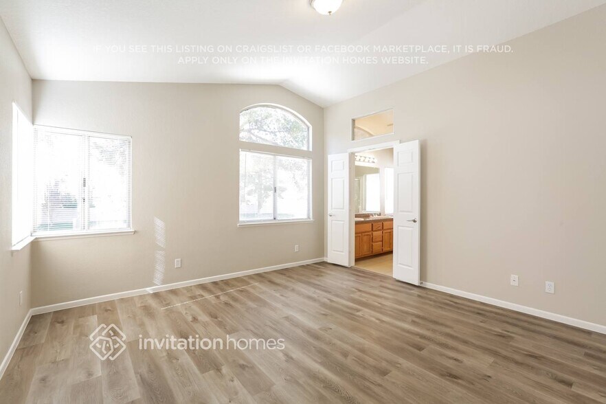 Building Photo - 3053 Reef View St