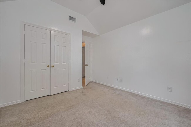 Building Photo - 4160 Greystone Way