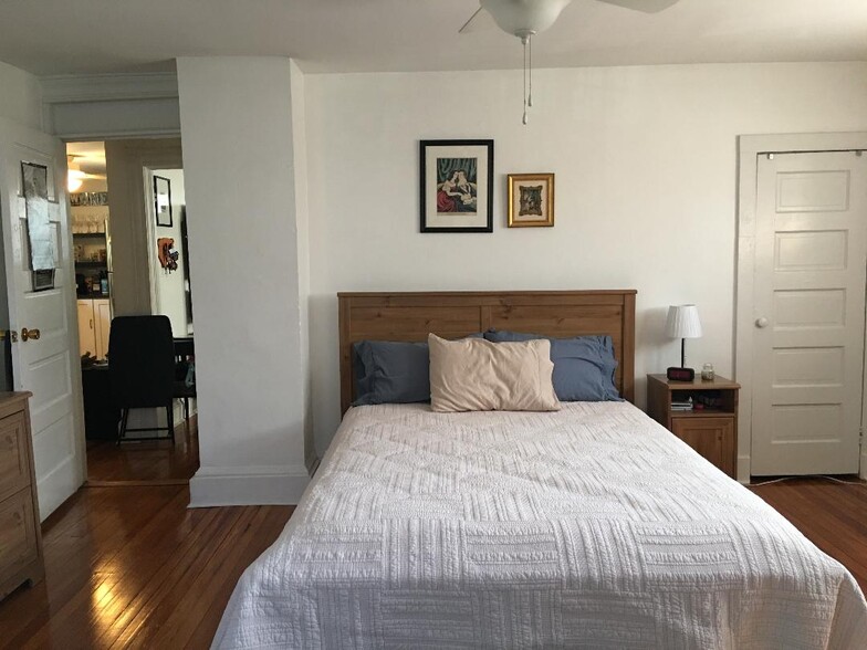 Building Photo - 1315 Poplar St