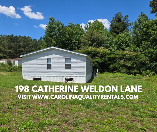 Building Photo - 3 bed 2 bath
