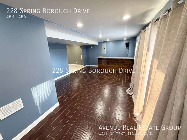 Building Photo - 228 Spring Borough Dr