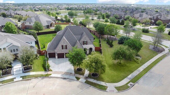 Building Photo - 10727 Stone Isle Ct