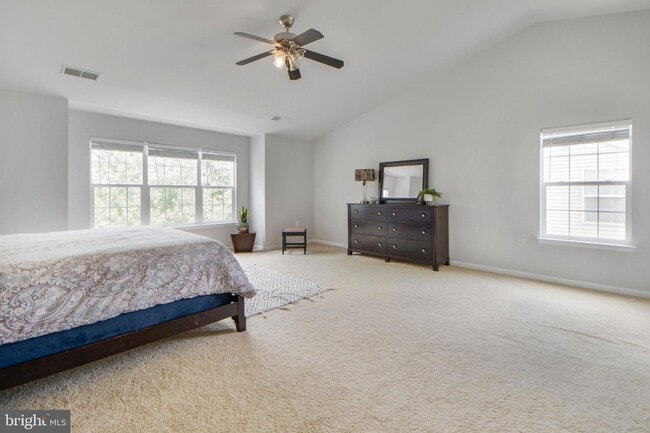 Building Photo - 115 Richard Dr SE