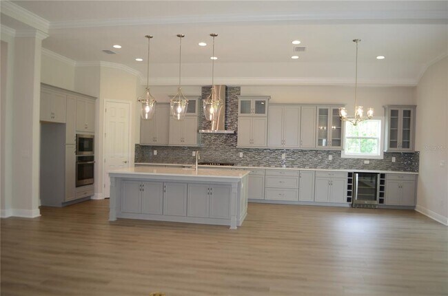 Building Photo - 35335 Big Hawk Dr