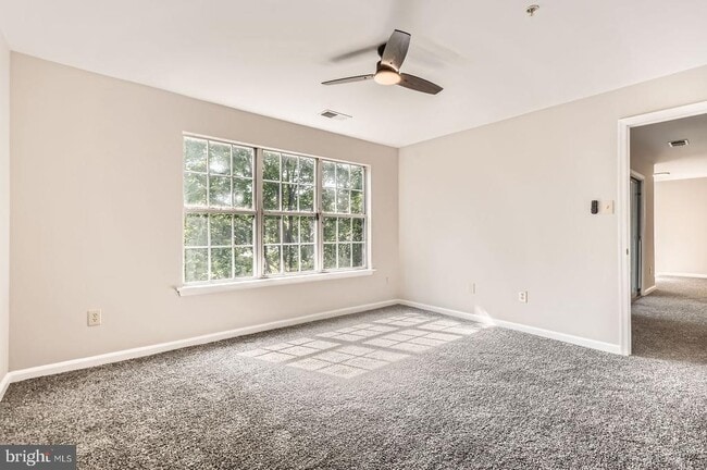 Building Photo - 8813 Stoneridge Cir