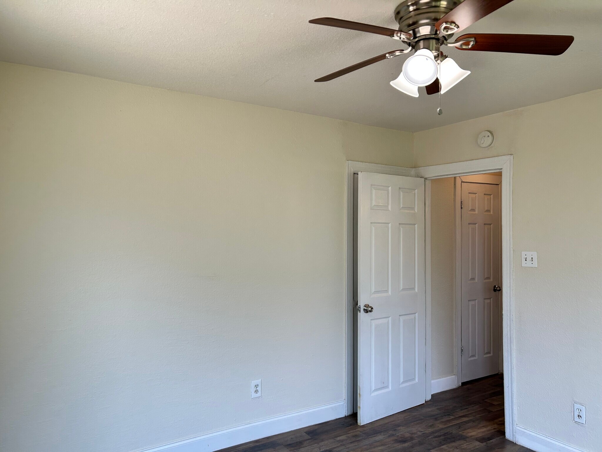 Building Photo - 106 Southway Dr