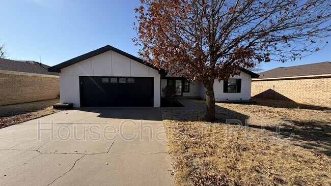 Primary Photo - 6610 Huron Ave