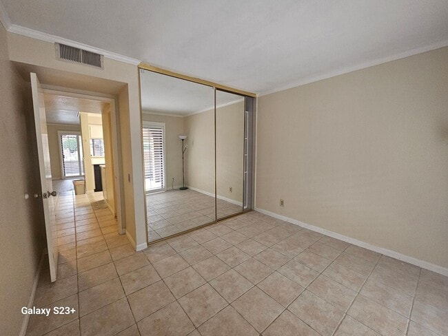 Building Photo - Prime Palm Springs living in the gated community of Rancho El Mirador