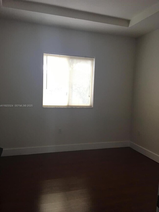 Building Photo - 10803 NW 83rd St