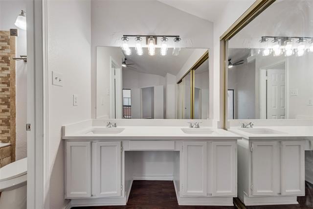 Building Photo - 519 Ranch Trail