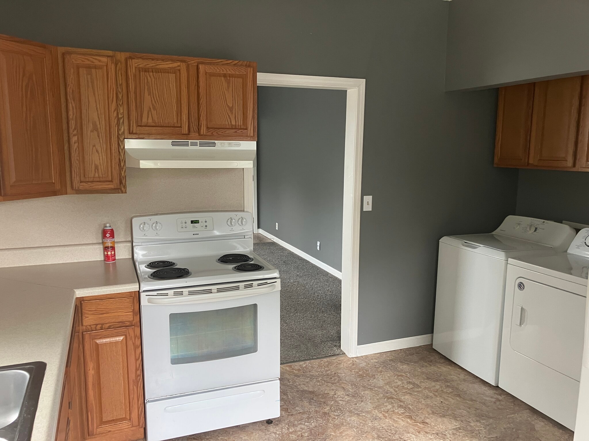 Building Photo - 1223 College Heights Dr