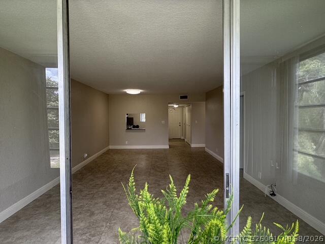 Building Photo - 8411 Lagos De Campo Blvd