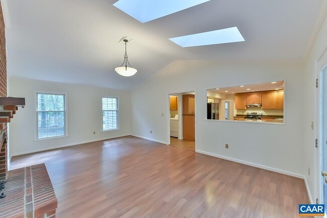 Building Photo - 1012 Wildmere Pl